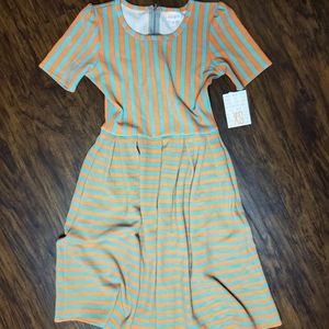 XS LuLaRoe Amelia dress w/ pockets!